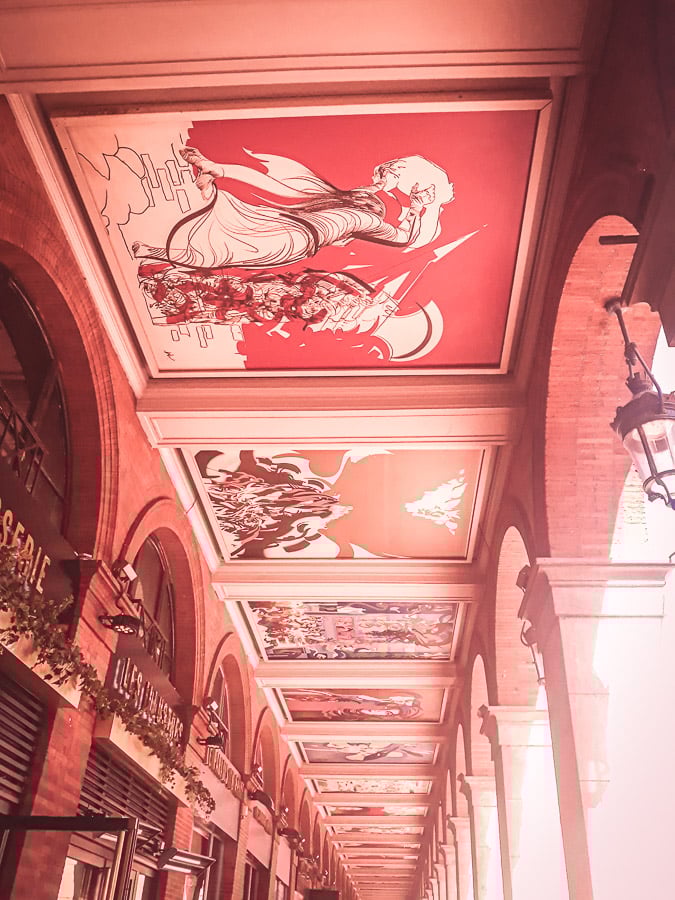Paintings on ceiling at Place du Capitole