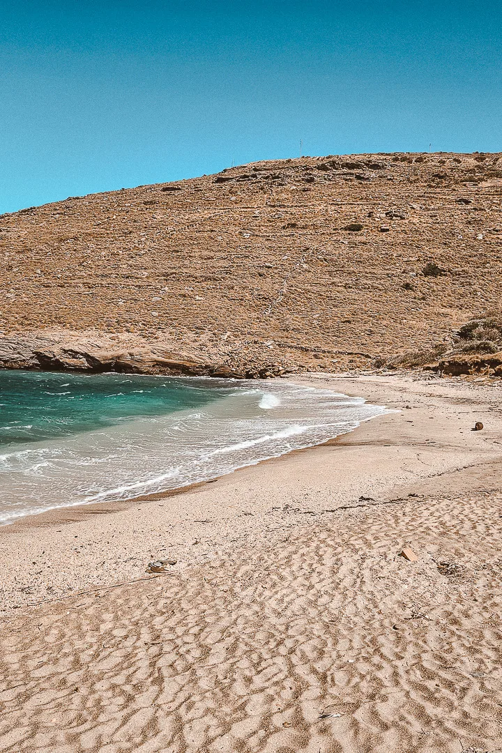 lydi beach chora
