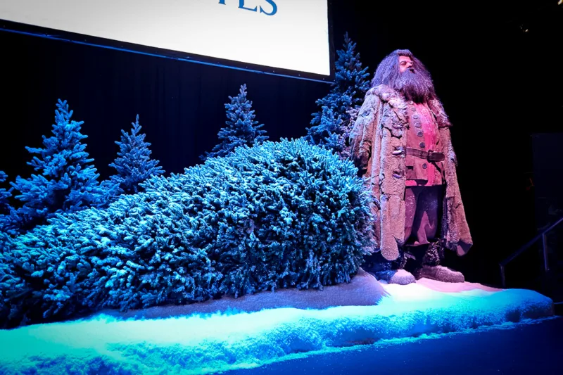 harry potter studio tour hagrid